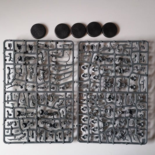 Emperor's Children Tormentors / Infractors x5 New on Sprue