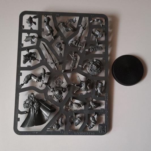 Space Wolves Wolf Guard Battle Leader New on Sprue